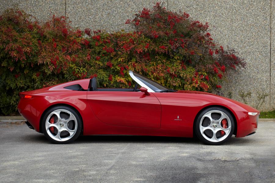  Alfa Romeo 2uettottanta 2010 года  (фото 23 из 24)